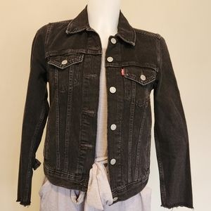 Levi's NWOT black denim jacket with bow sleeve detail